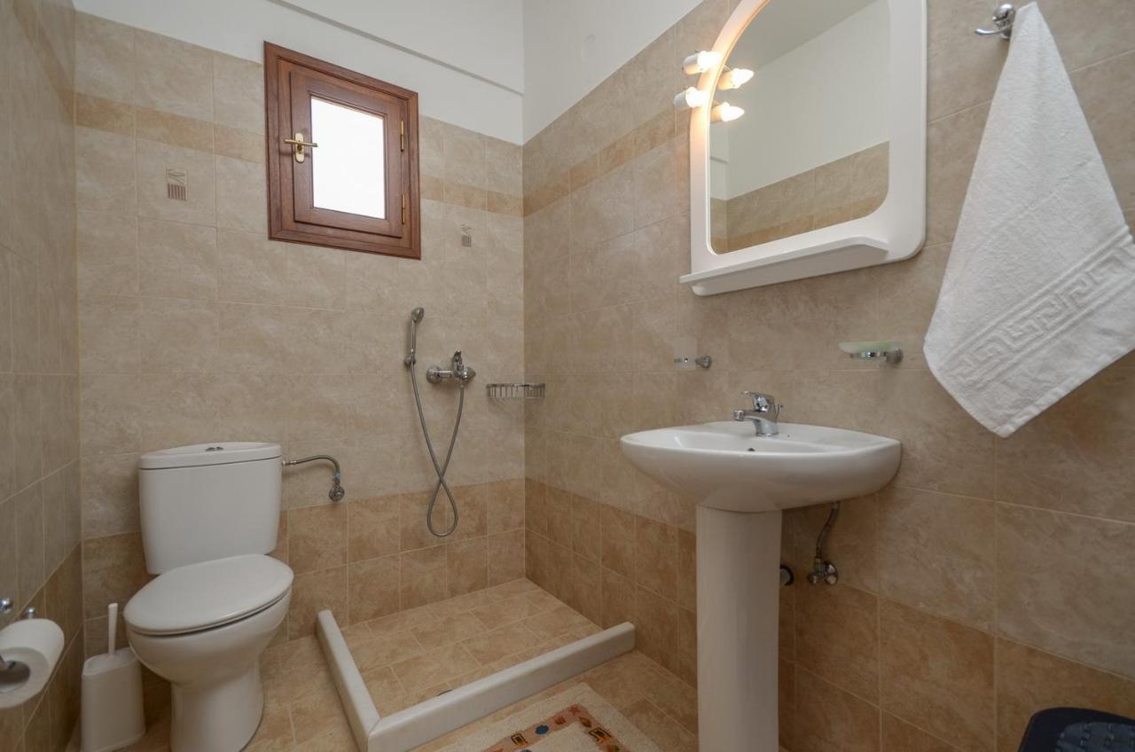 Margaritis Apartments Agia Anna  Bilik gambar